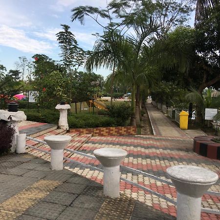 Rangauti Resort Maulvi Bazar Екстер'єр фото